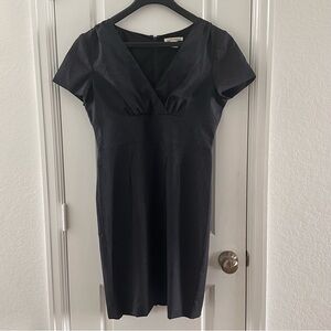 Banana Republic Black Petite Sheath Dress 12P V-Neck Wool Blend Short Sleeve